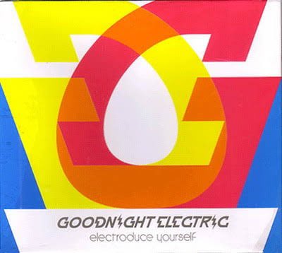 kolonigigs_'s tweet photo. Berikut adalah album lokal yang sudah berusia 15 tahun fren. 

Sebutin track favoritmu dari album ini? https://t.co/FftC9R7dnQ