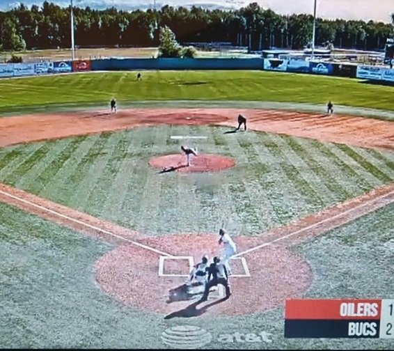 dana_usc94's tweet photo. @USC_Baseball in Summer⚾️
"Summer's First Wave"
⚾️🏄‍♂️
Left handed pitcher Will O'Neil, @WillONeil5 sporting uniform #2 this summer for the Kenai (Alaska) Peninsula Oilers (2,300+ miles from old 'SC) pitched a scoreless 
1 2/3 innings in his 1st appearance, a 2-1, 6 H apiece duel. https://t.co/TCHTFM8wDw