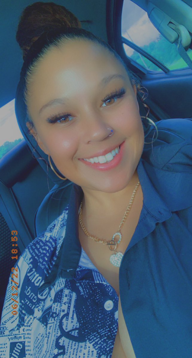 acoxWP's tweet photo. Glowing, growing, going different places 🥰 https://t.co/6An0l12ibT
