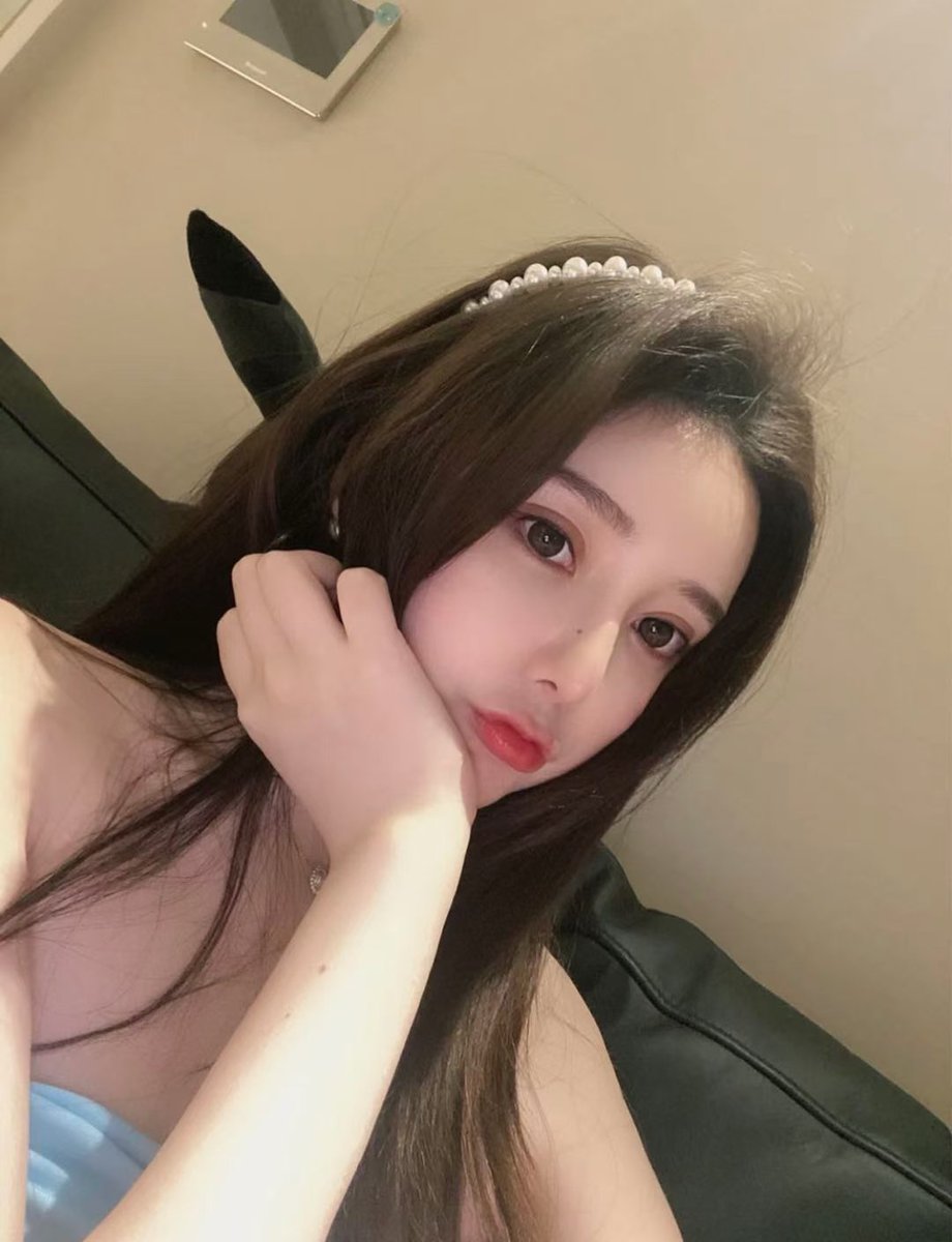 Xinxin168998's tweet photo. 那一直让我们恐惧的不是外面的残酷的世界，而是我们自己的内心。 https://t.co/CNUQp08Nn3