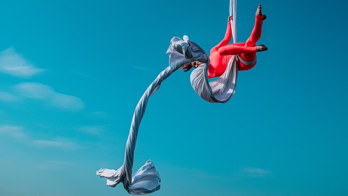 zykovna87's tweet photo. Fly

#portrait #photography #art #model #photo  #like #nikon #nikonphoto #russia_ph #photographyoftheday #photographyislifee #justgoshoot #ig_myshot #Airacrobatics https://t.co/eWZpkCkzfz