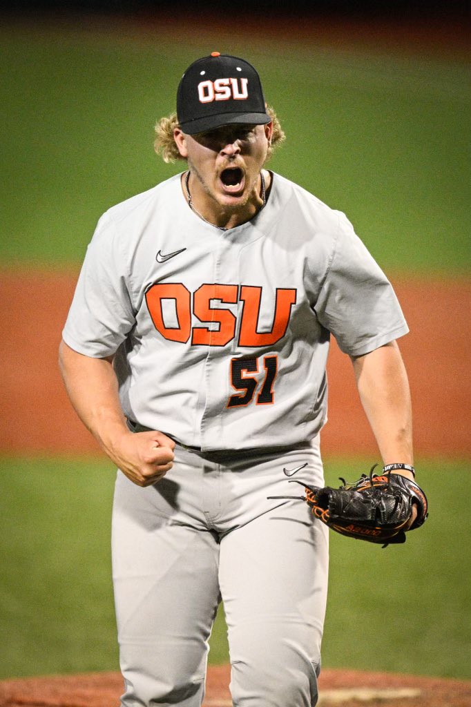 BeaverBaseball's tweet photo. 🔥🔥 https://t.co/8FUE4R6I5W