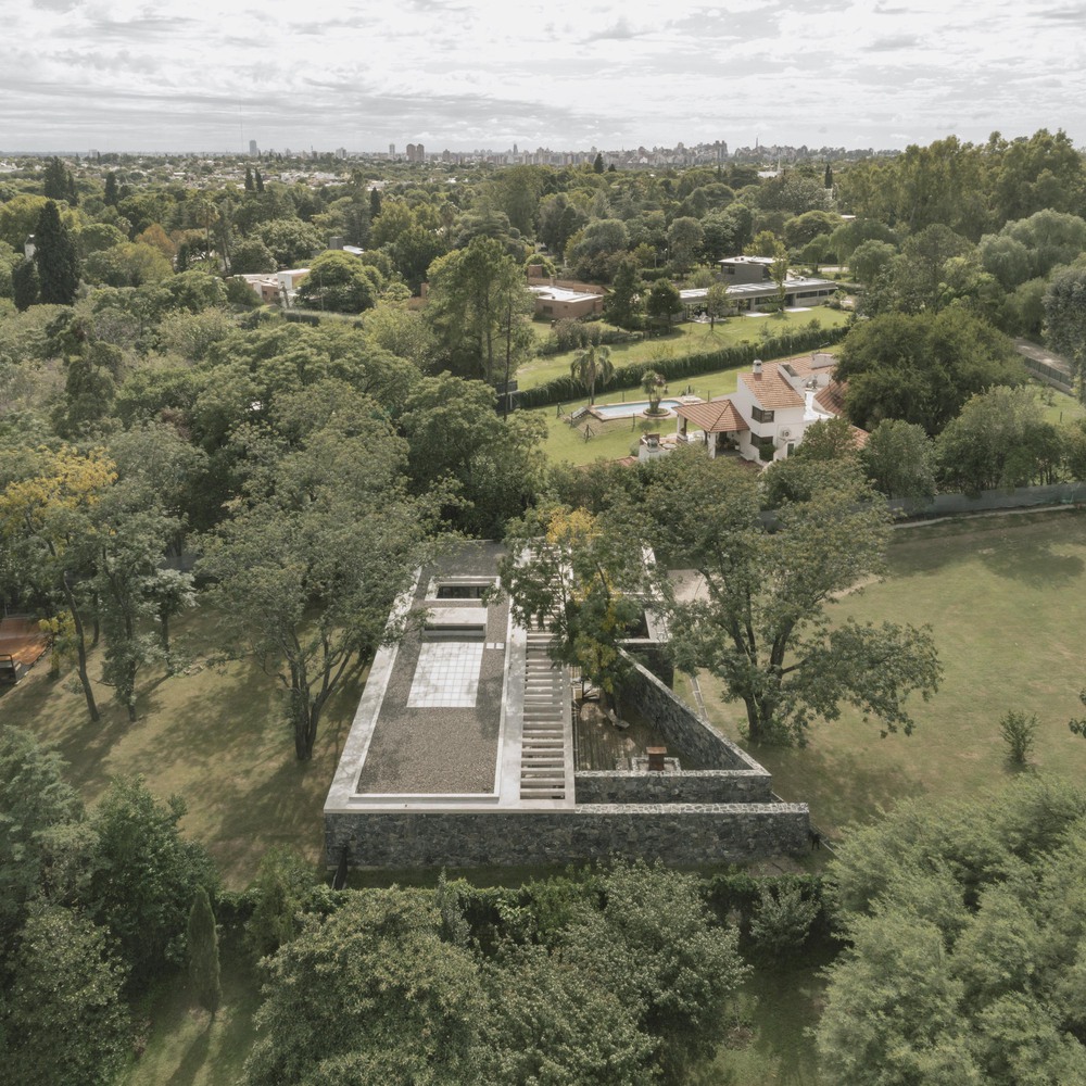 ArchDaily's tweet photo. Paraíso House / Agustín Lozada + Gonzalo Perrote #Argentina
#Architecture #InteriorDesign #ResidentialArchitecture https://t.co/hqF0ZpKcKl