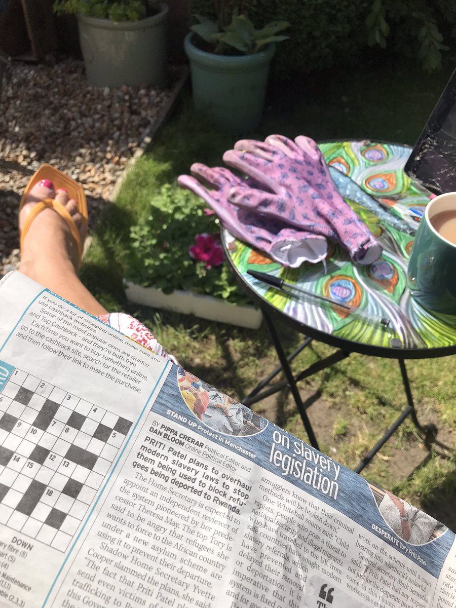 tracysofttop's tweet photo. Today’s vibes #noshift #chillin 😎 https://t.co/bwUlKNRq8r