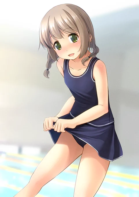 skebリクエストありがとうございました✨セパレートでスカートな今どきのスク水描きました😍 