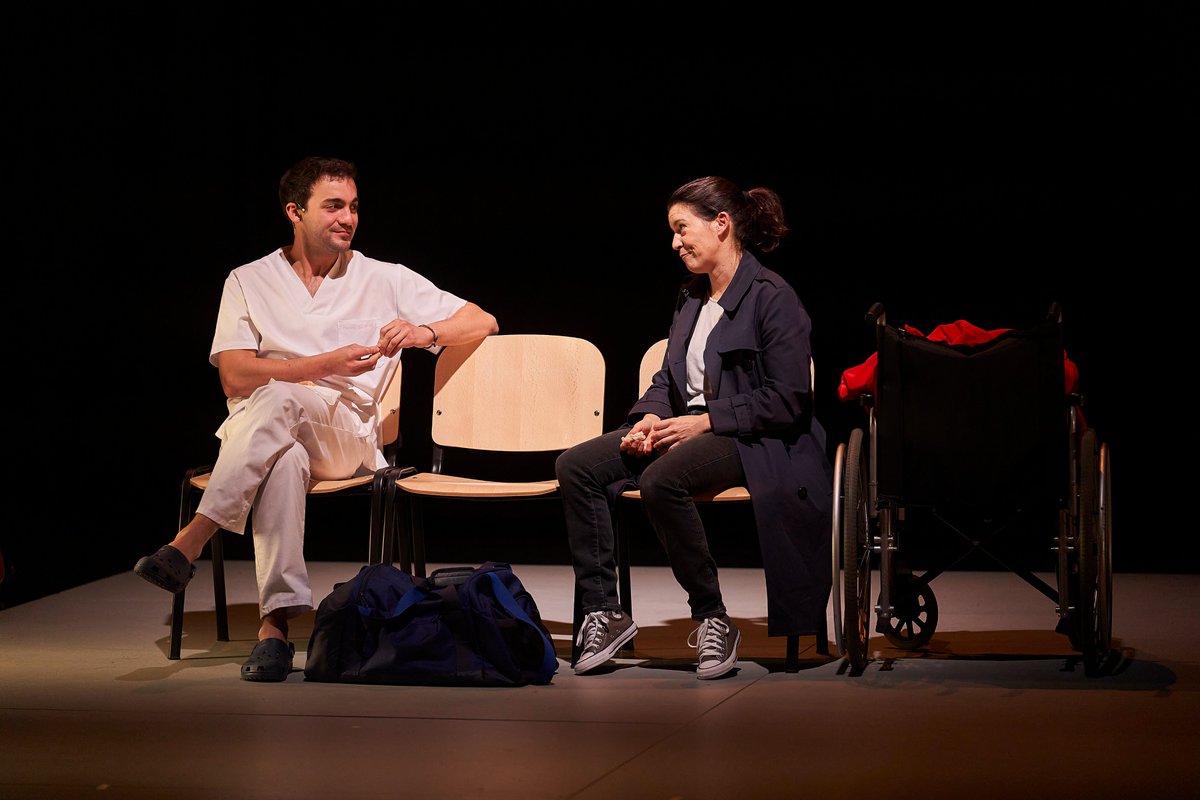 teatrenacional's tweet photo. 🚀 Ahir vam fer l'ultima funció d'#ElPesdUnCos però el viatge no acaba aquí. L'espectacle continua la seva gira per Catalunya i al novembre arribarà a Madrid al @centrodramatico!
🚗💨
18/06: Premià de Mar
01/10: Badalona
15/10: Roses
22/10: Hospitalet de l'Infant
05/11: Sabadell https://t.co/Y2gsnzFRio