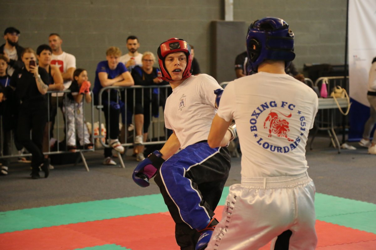 ffkmda's tweet image. Retour sur les championnats de France de #fullcontact, #lightcontact et #pointfighting qui ont clôturé cette saison de championnats de France 2022. Près de 500 boxeurs se sont affrontés les 4 et 5 juin à @VilleMelun.
@Sports_gouv @FranceOlympique @iledefrance #FFKMDA