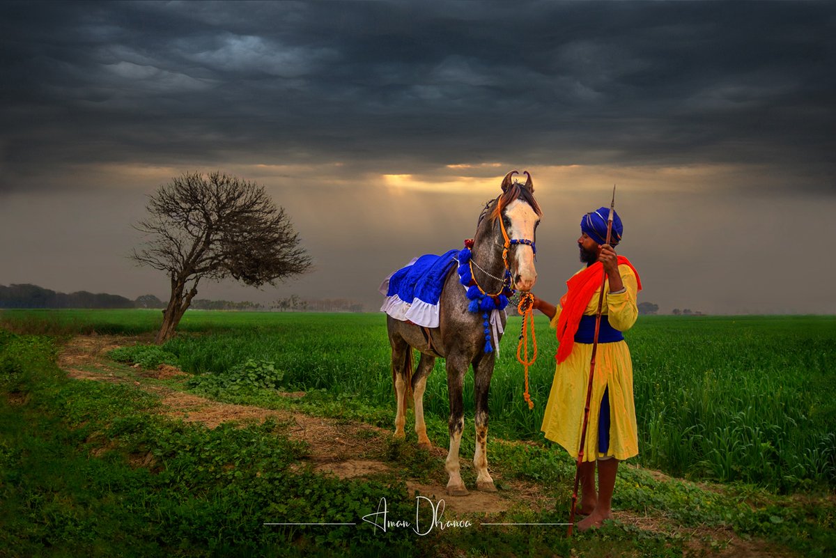 TweetByAMan's tweet image. Why blend in, when you were born to stand out.

#landscape #nature #photography #landscapephotography #naturephotography #photooftheday  #sunset #travelphotography #sky #picoftheday #punjab #nihang #sikh #farmer #farmerlife #love #photo  #beautiful #naturelovers #art  #clouds