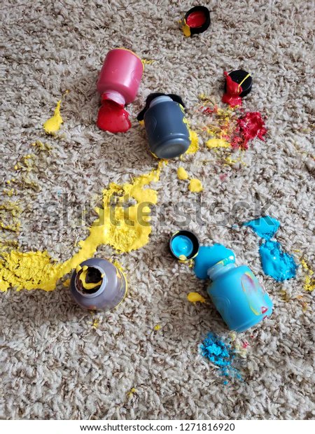 BarneySimon's tweet photo. What's the very worst disaster your kid ever created?
Any pics? #WorstDisaster https://t.co/ikhDDmLnYr
