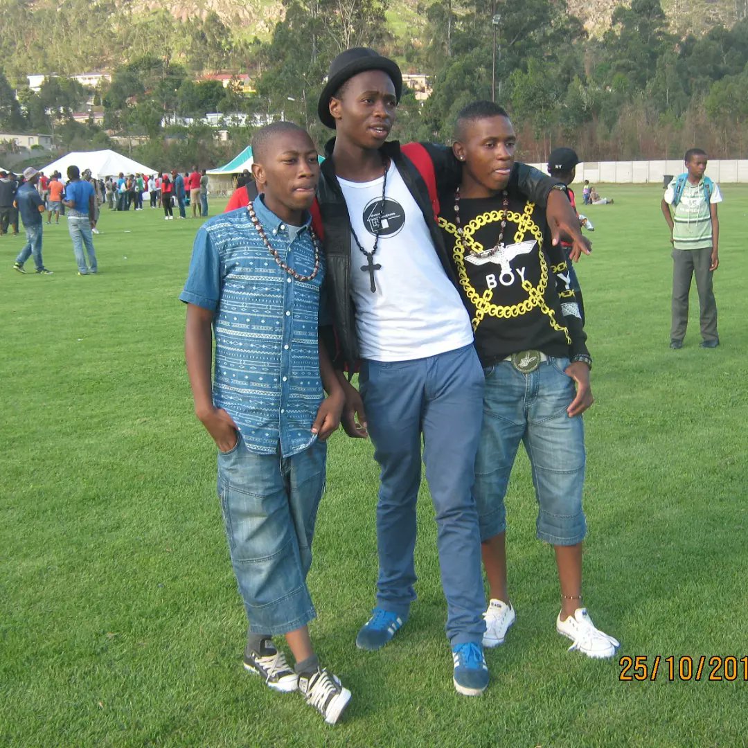 ShepardBrotherz's tweet photo. #MusicMonday 
We can never forget where we come from. We can never take for granted how far we have come. We can never stop working to get where we want to be. God has been really faithful. All of you have been supporting us amazingly. This is us back in 2014. Danko... https://t.co/YwYa0diVi1