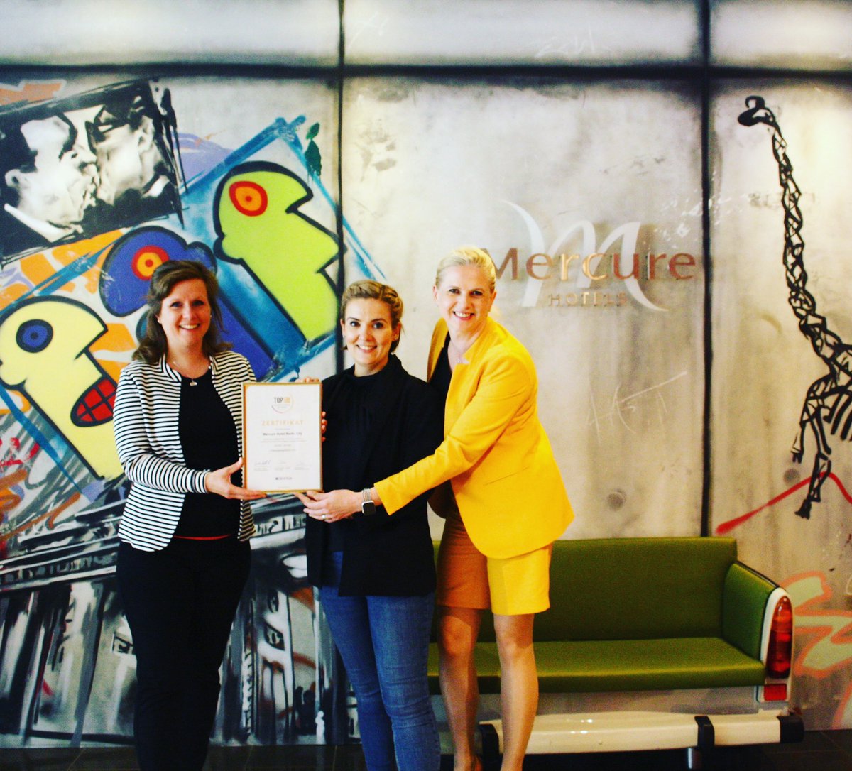 Herzlichen Glückwunsch an das Mercure Hotel Berlin City zur Auszeichnung als TOP-Ausbildungsbetrieb. topusbildung.de