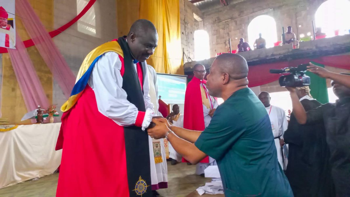 EmekaIhedioha's tweet photo. Yesterday, I attended the Synod of the Diocese of Mbaise Anglican Communion hosted at St Matthew's Church, Amuzi, Ahiazu Mbaise LGA of Imo State.

1/2 https://t.co/c8SeKyJViH