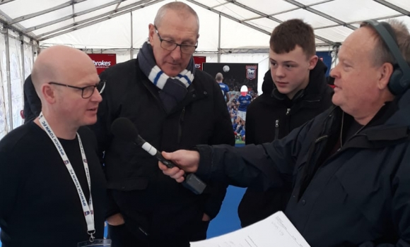MarkGlennMurphy's tweet photo. Calling all @IpswichTown fans, the @BBCSuffolk Life's a Pitch show is back on the airwaves. Join us on Saturday July 9th at 12 noon. #COYB Let's have some retweets and spread the word! @twtduk https://t.co/N4W6G4WBLL
