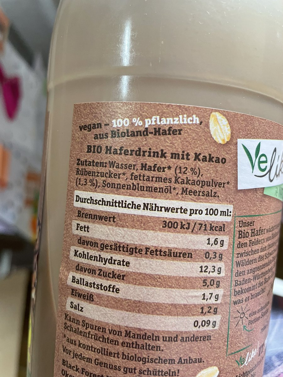 Tatzes_Merch's tweet photo. Yommy! Und ohne Industriezucker :)
#VeLike #Haferdrink https://t.co/dNcG5LLi64