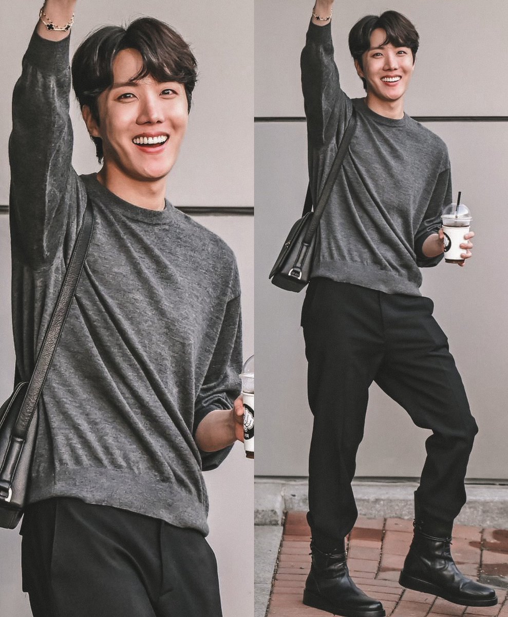 jhopesarchive's tweet photo. OH MY GOD JUNG HOSEOK https://t.co/qHqoQhLzhP
