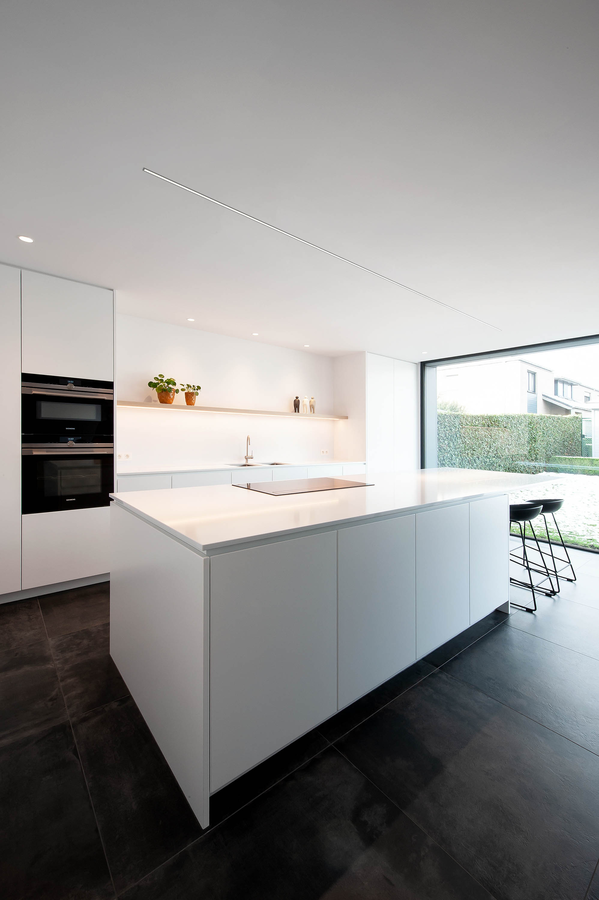 AndeoDesign's tweet photo. #Andéo vous propose des profilés lumineux de toutes formes, dimensions et coloris.
N'hésitez pas à nous rendre visite dans notre showroom de #tournai
https://t.co/NekwxhmWaO
#magasindeluminaires #conseillerenluminaires #eclairagiste #specialisteeneclairage #luminairedesign https://t.co/YLo7FUZewE