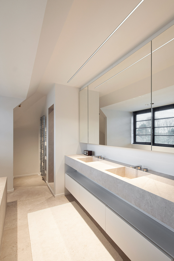 AndeoDesign's tweet photo. #Andéo vous propose des profilés lumineux de toutes formes, dimensions et coloris.
N'hésitez pas à nous rendre visite dans notre showroom de #tournai
https://t.co/NekwxhmWaO
#magasindeluminaires #conseillerenluminaires #eclairagiste #specialisteeneclairage #luminairedesign https://t.co/YLo7FUZewE