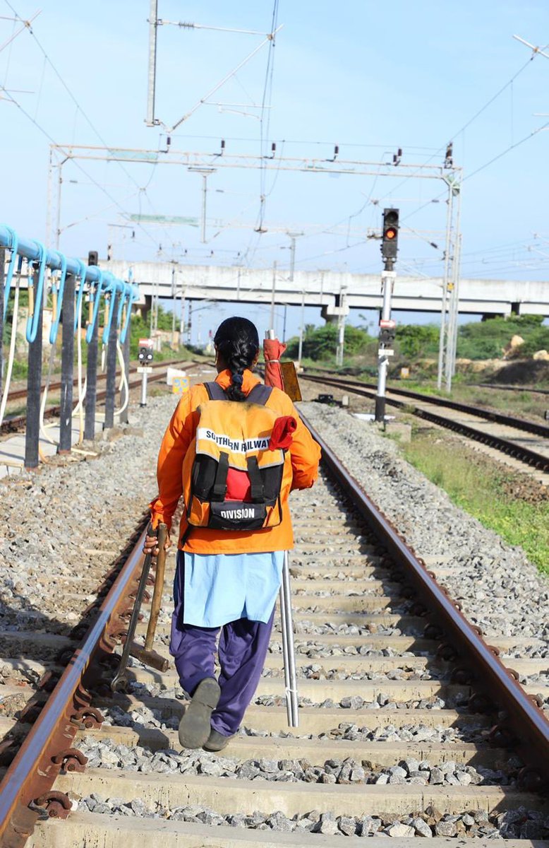 RailMinIndia's tweet photo. Maintenance of tracks is a crucial &amp; continuous practice that plays a critical role in ensuring the safety of train operations.

Catch a glimpse of the trackwomen at work near Kanniyakumari. https://t.co/5xl9rtfn43