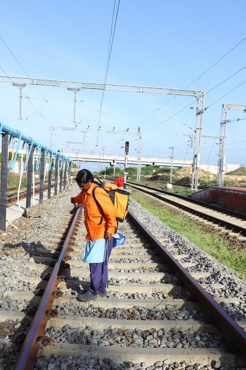 RailMinIndia's tweet photo. Maintenance of tracks is a crucial &amp; continuous practice that plays a critical role in ensuring the safety of train operations.

Catch a glimpse of the trackwomen at work near Kanniyakumari. https://t.co/5xl9rtfn43