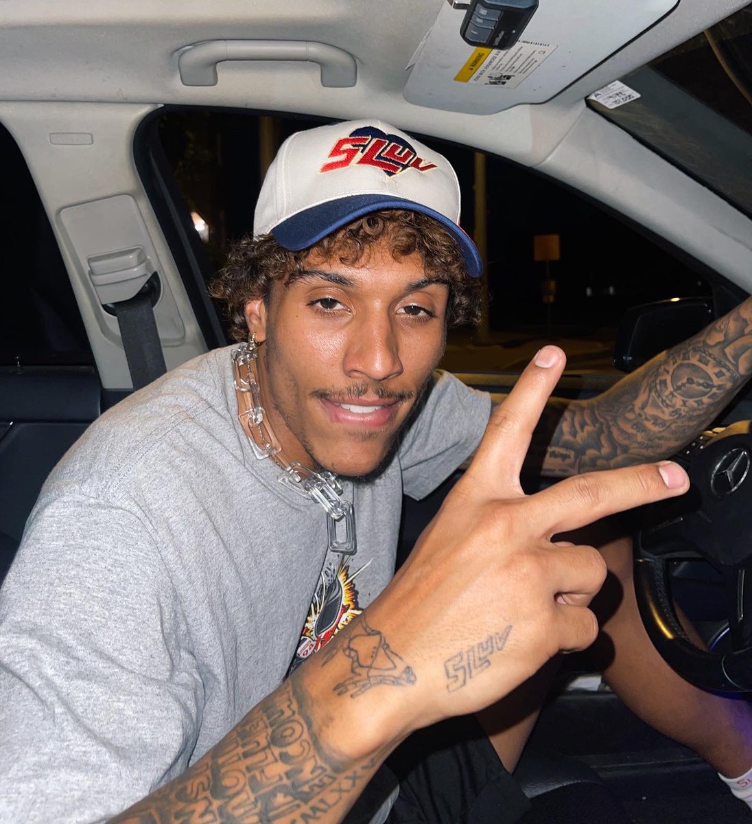 _PhillipsJordan's tweet image. SLUV ❤️