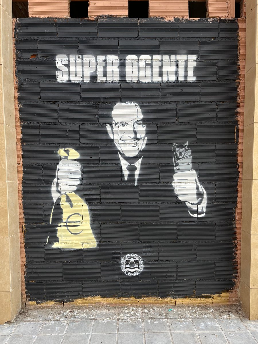 balo_x_sequia's tweet photo. EL SÚPER AGENTE https://t.co/QO5ernnvi3