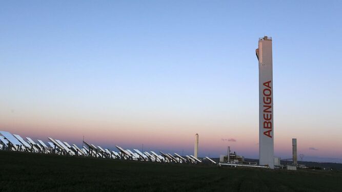 A_Grimaldi's tweet photo. Nueva entrega de mi newsletter sobre actualidad económica andaluza: Abengoa y el 19J
Léala completa os suscríbase aque 👉🏻 https://t.co/HgSQaB3HOb https://t.co/SAFjoQ5oQ8