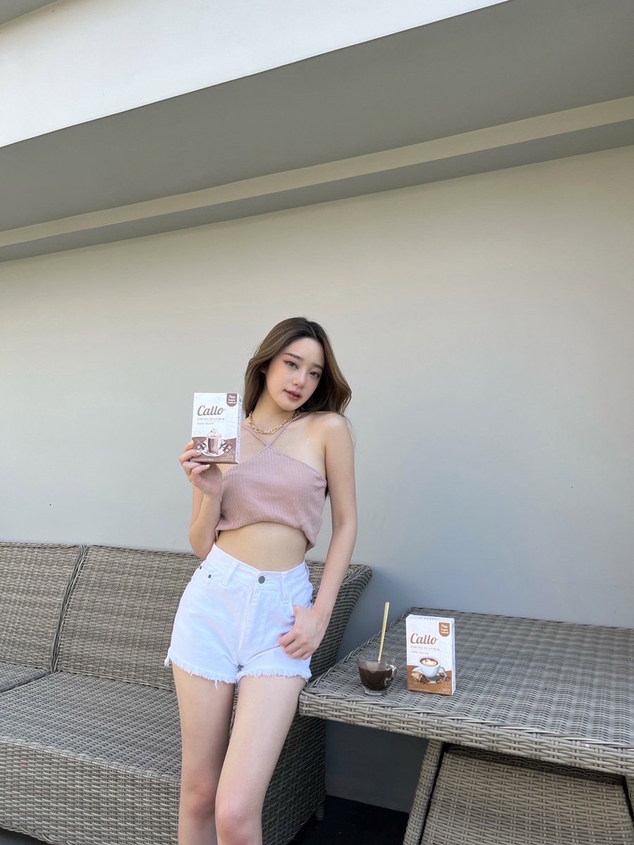 Callothailand's tweet photo. คุณบีมก็เลือกดื่มเครื่องดื่มของเรา ขอบคุณมากนะคะ✨💖

 ✅CALLO เครื่องดื่มคุมหิว ทดเเทนความหวาน เเคลน้อยตอนนี้มีโปรอยู่น้า

1 กล่อง = 390฿
2 กล่อง = 690฿
3 กล่อง 999฿
5 กล่อง 1599฿ 

🍫โกโก้ = 50kal
☕️กาเเฟ = 60kal

✨ SHOPEE 〰︎ https://t.co/7pNPAkScFp https://t.co/tQc1kIUROz