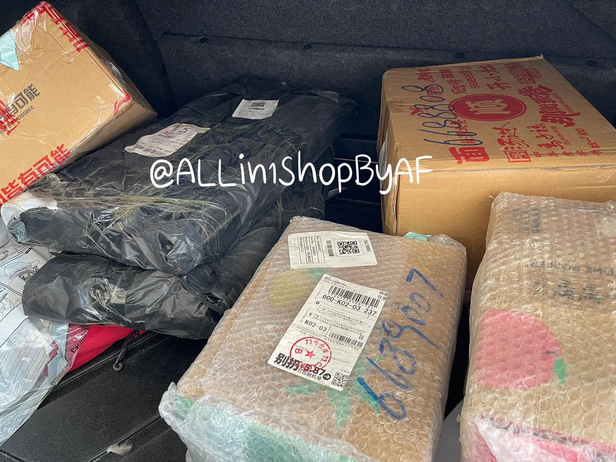 ALLin1ShopByAF's tweet photo. #AFShopUpdate รอบพรีจีนสินค้าเข้าแล้ว
นิตยสาร SPOTLiGHT ปก #MarkTuan

#ALLin1ShopByAF https://t.co/GEylxkmjJr