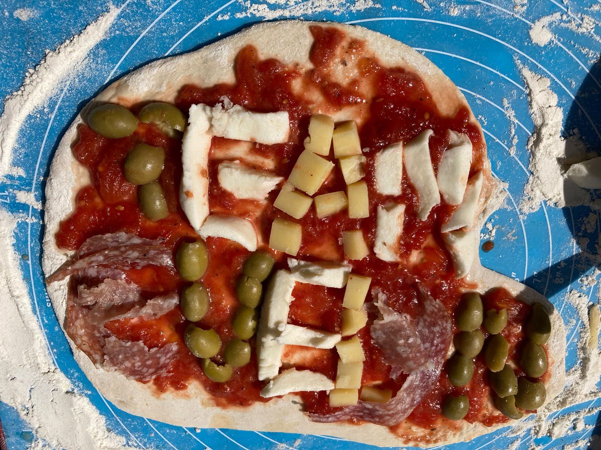EverestDeptford's tweet photo. Great day @BenceTra House Garden Party talking about tra, the AGM, choosing garden furniture, taking priorities for @BenceTra residents; and looking at the community led Masterplan  Team Evelyn pizza made by @EvelynLabour Cllr @tamhauyu ! 😍 great fun 🤩 https://t.co/vRtukx7gac