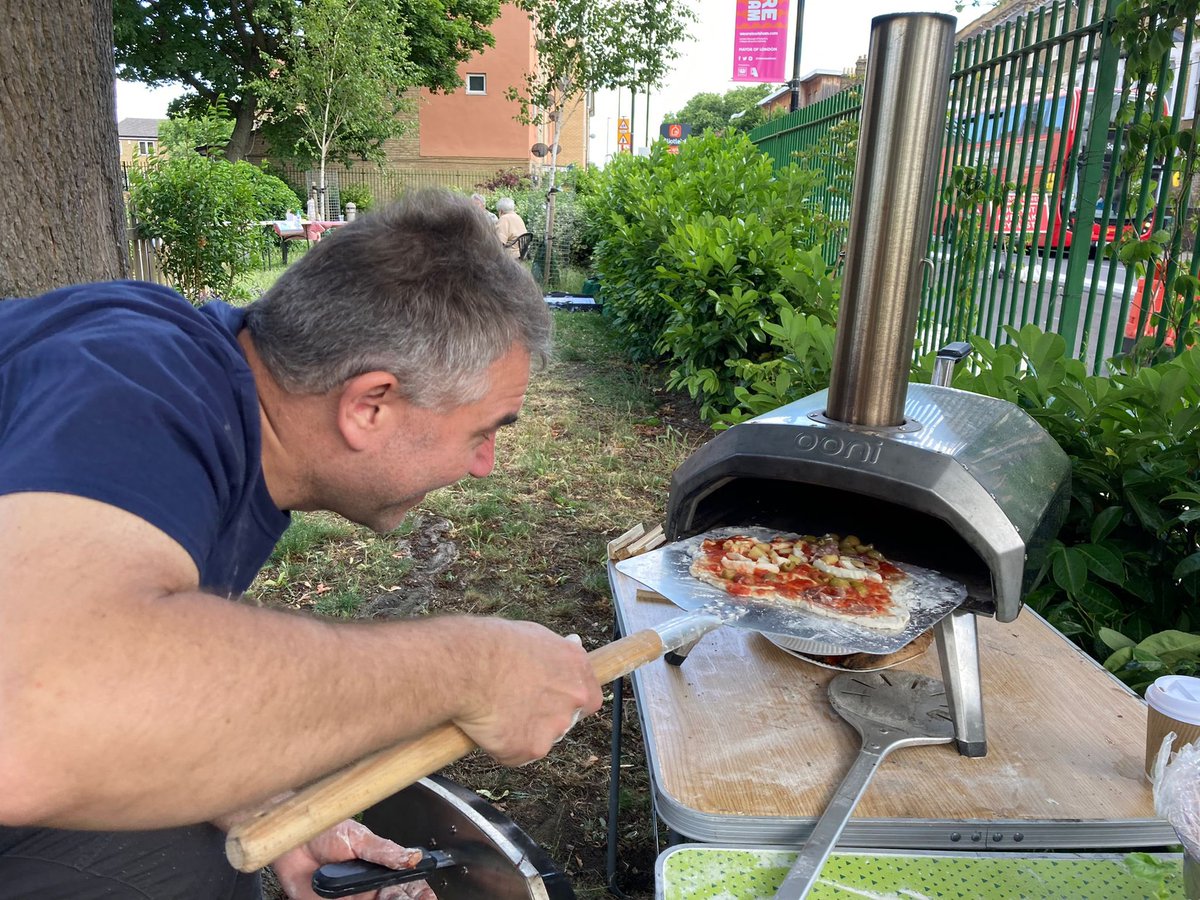 EverestDeptford's tweet photo. Great day @BenceTra House Garden Party talking about tra, the AGM, choosing garden furniture, taking priorities for @BenceTra residents; and looking at the community led Masterplan  Team Evelyn pizza made by @EvelynLabour Cllr @tamhauyu ! 😍 great fun 🤩 https://t.co/vRtukx7gac