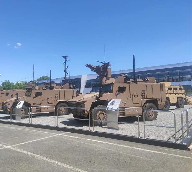 FVHQoPlWIAEmXMt?format=jpg&name=900x900