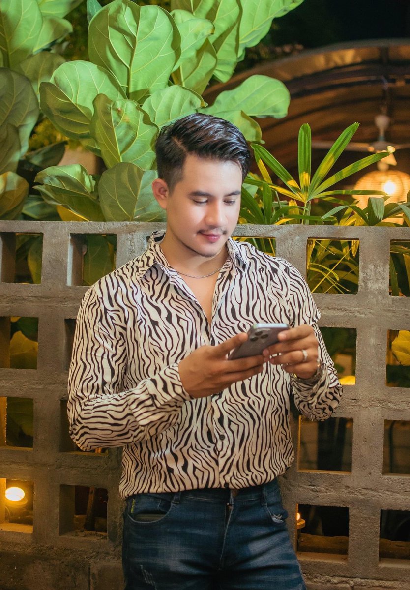 ឆាតញ៉ែបាន😀