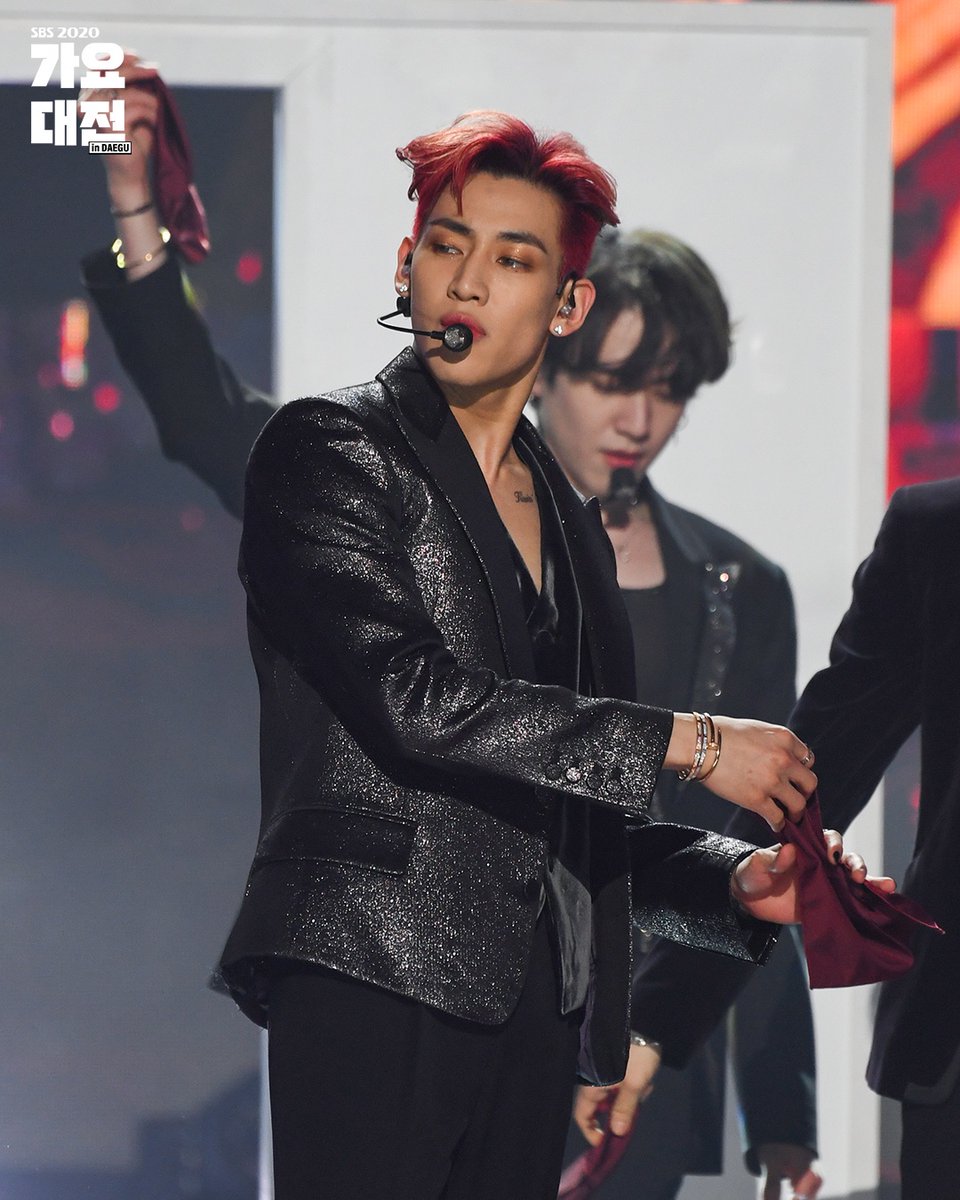 BambamHourly's tweet photo. #뱀뱀 #BamBam @BamBam1A https://t.co/INDPeJFpOx
