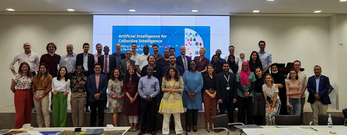 Group pic of Day 2 of the #AI4CI @UNDPAccLabs @QatarComputing event.