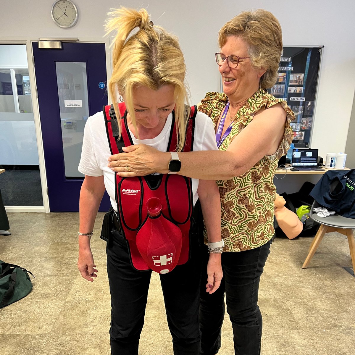 GreenBoxFA's tweet photo. We had a great week & lots of newly trained first aiders to congratulate.
We are back out today for more fun and life saving skills! Have a great week.
@actfastmed @stepbystep1989
#firstaid #firstaidtraining #choking #firstaidforschools https://t.co/HVgsroa1qC