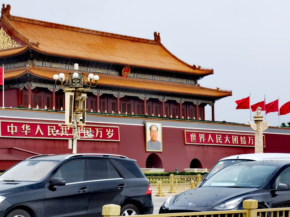 SuZhang2021's tweet photo. Tiananmen, Beijing https://t.co/jMiET9Nd30