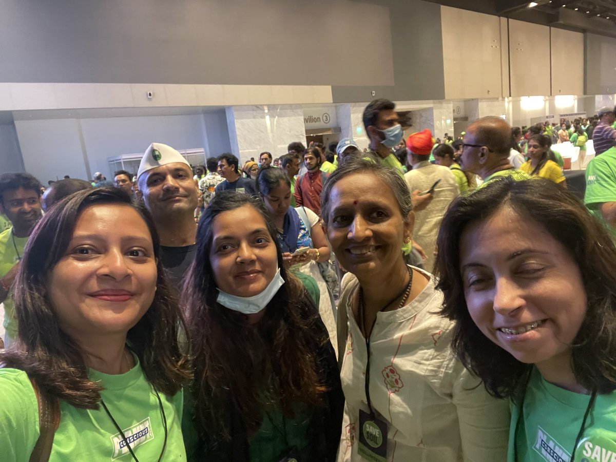 puja_soilbuddy's tweet photo. A day of breaking limitations, A day with Sadhguru 🙏🏻
#SaveSoil #sadhguru #savesoilsong #savesoilmovement #savesoilsavelife #SaveSoilWest #consciousplanet🌍 #consciousplanet #consciousliving #ishafoundation🙏 #ishavolunteers #ishayogacenter #globalmovement #jioworlddrive https://t.co/TgGrxUBeCZ