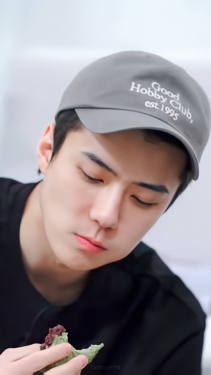 sehunpicture's tweet photo. 🖤 사랑하는 세훈시 🖤 https://t.co/g5IKwAt98I