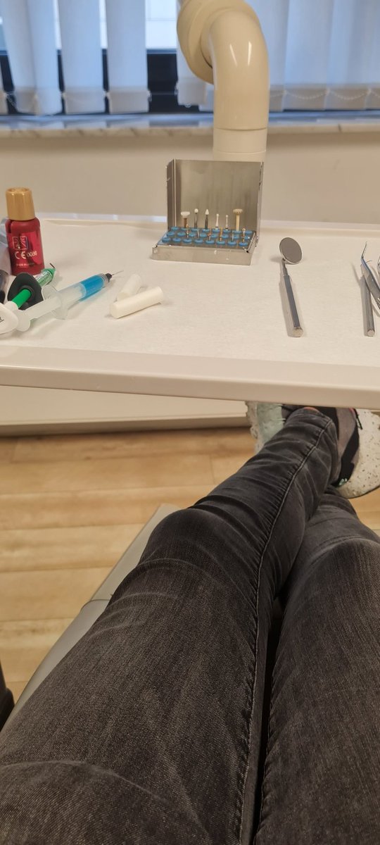 DomDom_eth's tweet photo. Good morning #posse my day starts with a visit by the dentist😅🙈
NGLI but hey its important for all of us.
Wish you all #posse a great #TSmonday for @ThePossessedNFT and hope sooo much to see many of you become TS😊😁😋 https://t.co/v2tEFFW4iv