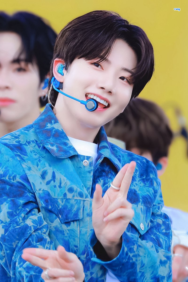 runghah's tweet photo. 220612 청춘페스티벌 준규

🦋🤍

#트레저 #TREASURE #JUNKYU #준규 #ジュンギュ https://t.co/3NdDQgrhLD