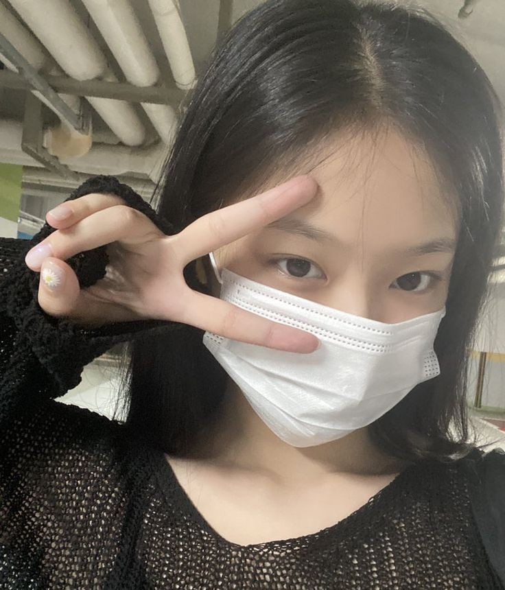 reskhj's tweet photo. you cant spell yunity without yu(mi) #YUNITY https://t.co/7yG6XZXVDD