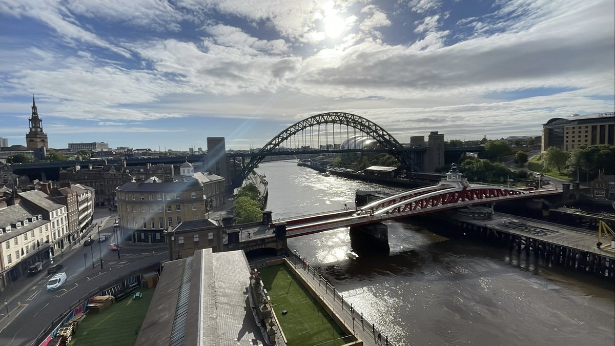 hmvNewcastle's tweet photo. Good morning #Newcastle ππ»
Anyone else having a lazy walk into town this morning listening to @nickyrob #BBCIntroNE or is it just me? π
Stay safe βπΌ https://t.co/Paxz8qr4dX
