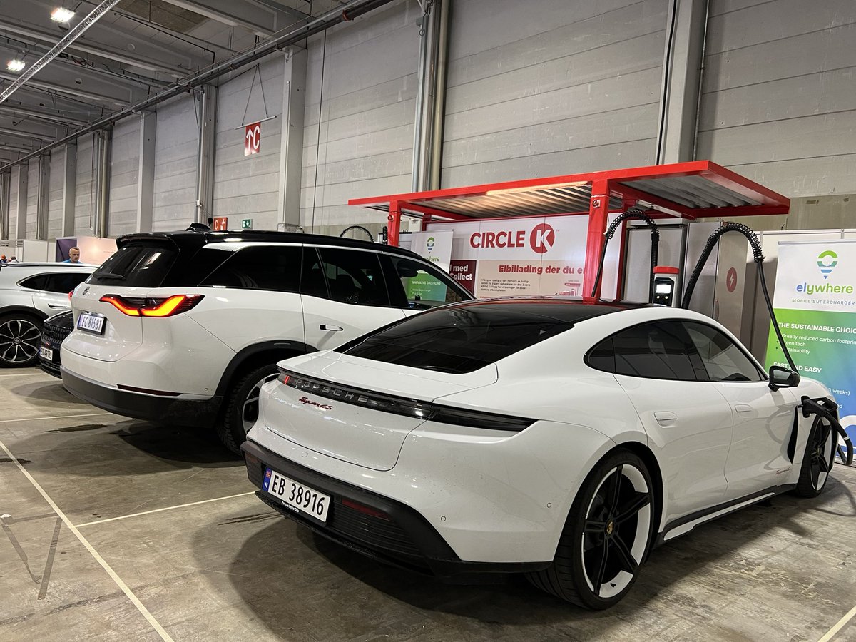 Felix Hamer • electricfelix tweet media