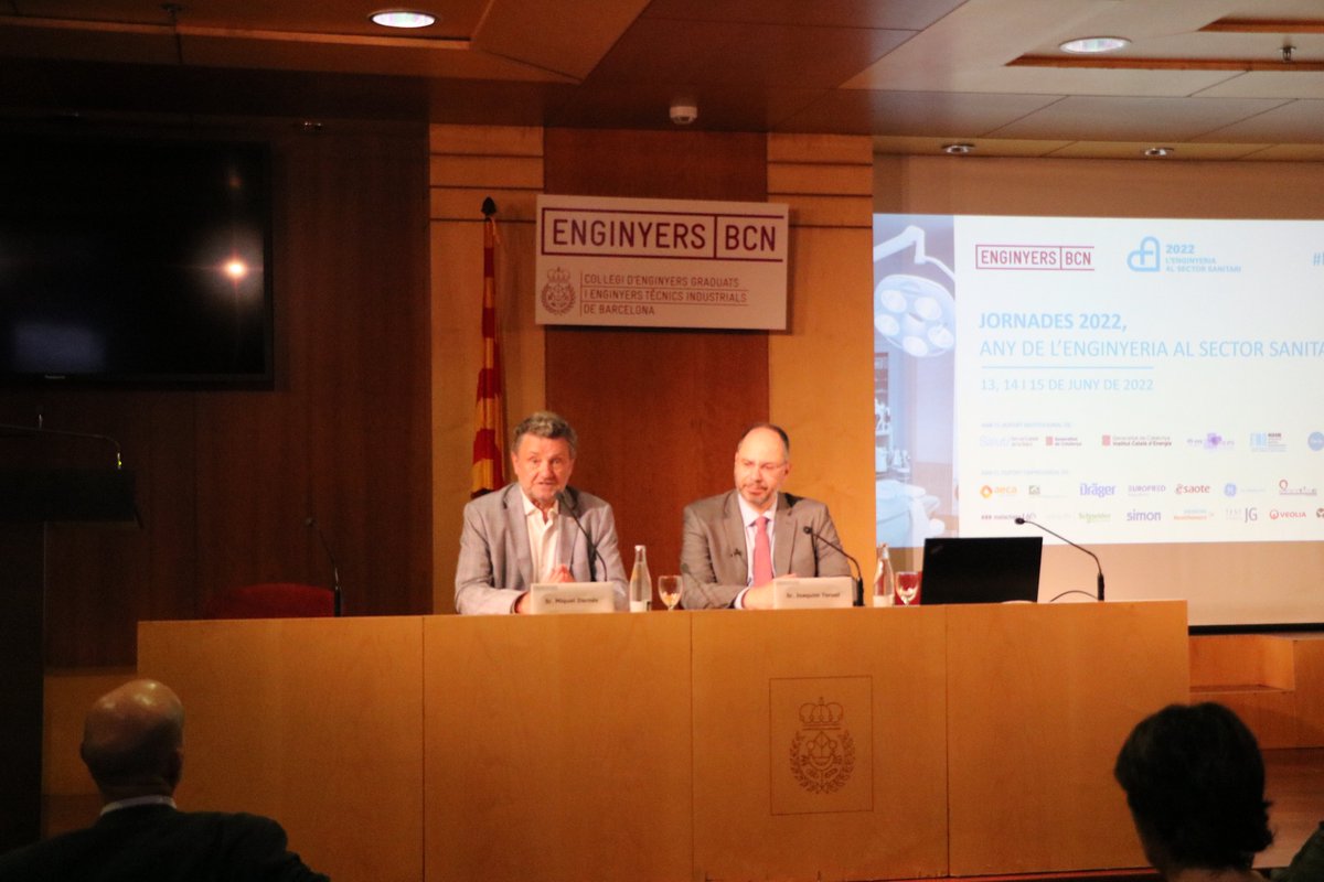 enginyersbcn's tweet photo. Comença l´any de l´Enginyeria en el Sector Sanitari amb el dega @miqueldarnes i el coordinador @joaquinteruel. Agraiment a les institucions i empreses que hi col·laboren @energiacat @ACEScat @fenin_es @salutcat https://t.co/JSrloyadNw