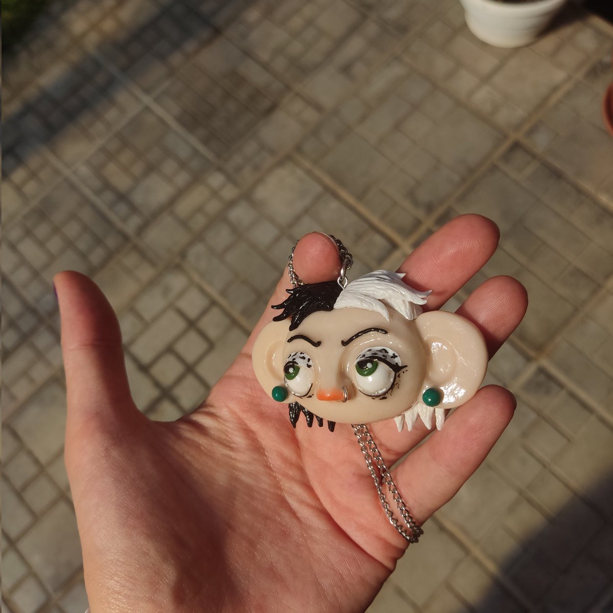 sheppsbabybull's tweet photo. and few days ago i was making Cruella de Vil and that's the result! https://t.co/qNNOsHi2af