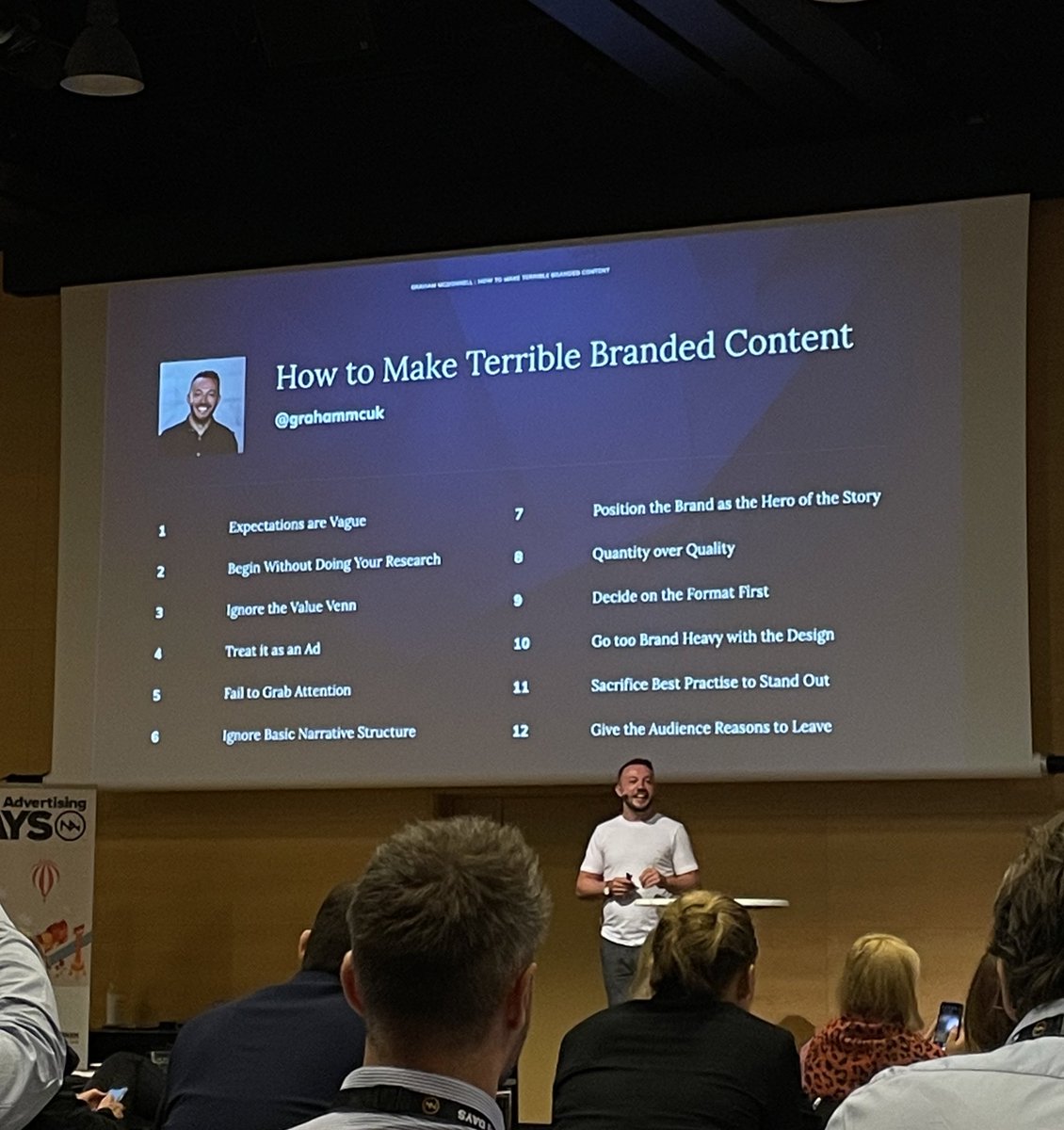 SigneGren's tweet image. #NativeDAYS22 and the first keynote speaker @grahammcuk: “How to Make Terrible Branded Content” 😬 #brandedcontent #contentmarketing @NativeInstitute
