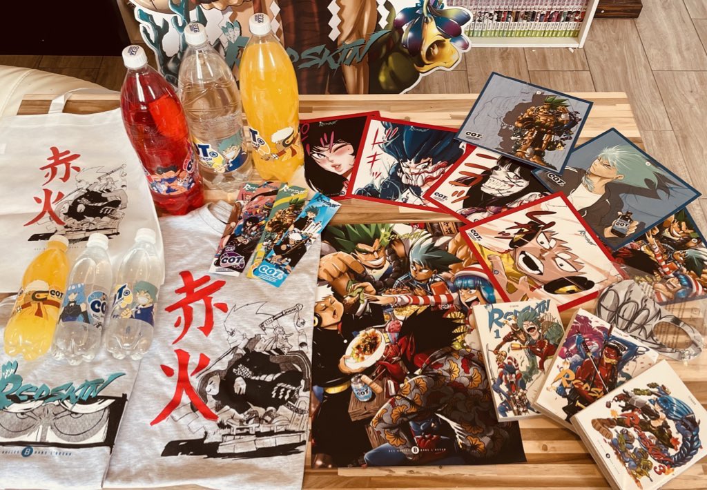 strawberry97412's tweet photo. #concours gagne le tome 4 de Redskin dédicacé accompagné de sont lot de goodies (shikichi, marque page,  poster, t-shirt…)  

👺RT et follow 
🍙tag 3 potes fans de #manga 
 Tirage au sort le 30 juin

Bonne chance #mangafr https://t.co/vQzeFTFtZe