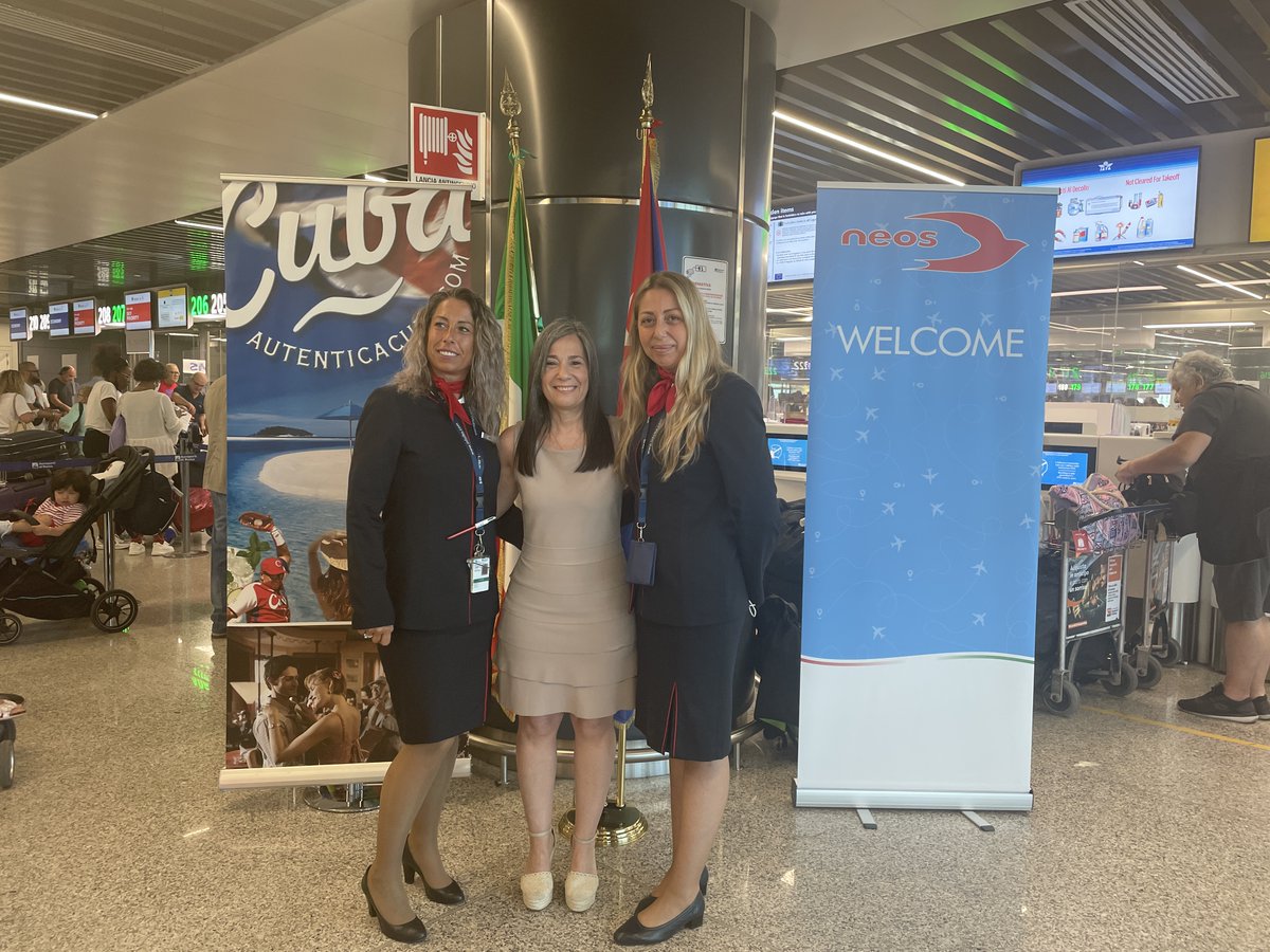 MirtaGranda's tweet photo. Ho salutato il primo volo Roma-L’Avana della compagnia aerea @neos_air. Questa nuova rotta aerea contribuirà a potenziare in #Italia la destinazione #Cuba, la cui campagna turistica "Única" è stata lanciata il 26 maggio dal Ministro del Turismo cubano.

👉https://t.co/IrYbt6D3Je https://t.co/XWsaAlApZe