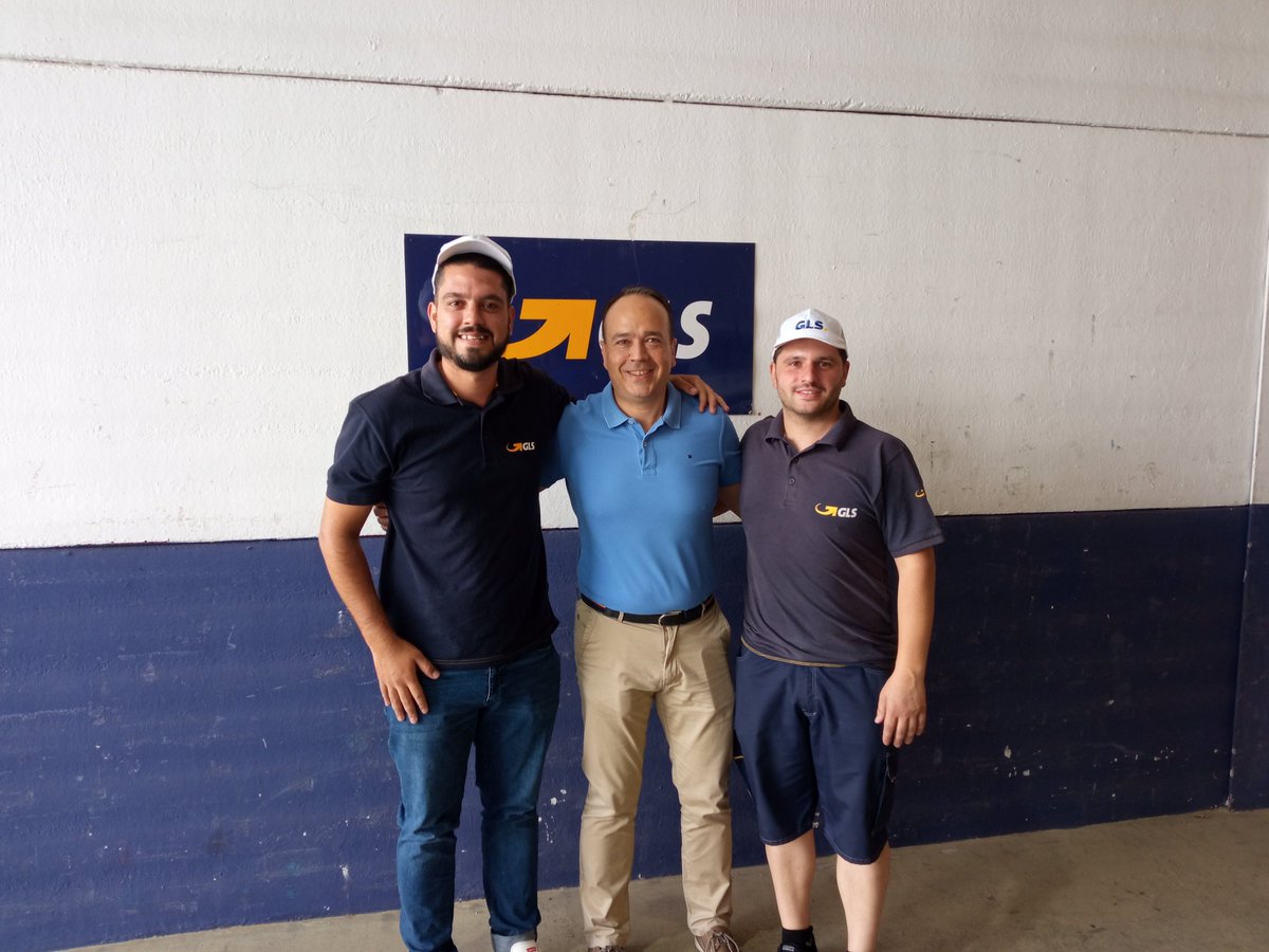BackofficeSouth's tweet photo. Comenzamos el #DriverDay con la agencia 235 Jaén. Vamos!!!👏👏💪💪 https://t.co/iR9yg8i8UQ