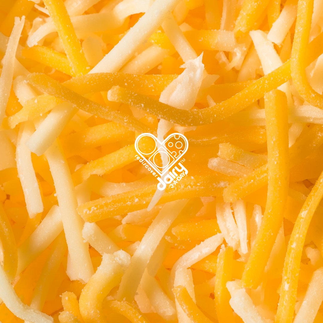 DairyGivesYouGo's tweet photo. This one is for the big cheese πͺ
Fuel your body with a portion (40g/ 2 slices/ 2tbsp grated) of cheese to help build and repair muscle and for stronger, healthier bones π§
#EnjoyCheese
#EnjoyDairy
#DairyGivesYouGo
#WorldMilkDay https://t.co/Mkvu5ivHh4